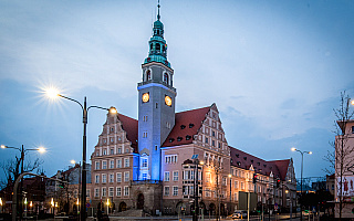 Światowy Dzień Świadomości Autyzmu. Niektóre budynki w regionie zostaną podświetlone na niebiesko Światowy Dzień Świadomości Autyzmu. Niektóre budynki w regionie zostaną podświetlone na niebiesko